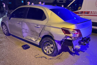 Ankara'da kaza yapan otomobil savrularak yayaya çarptı: 1 yaralı