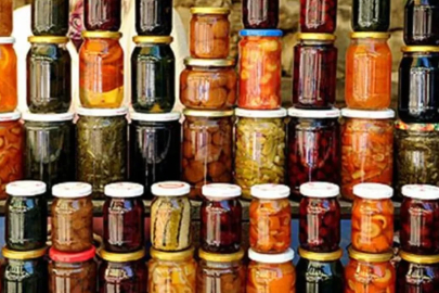 Kavanoz kapakları zehir saçıyor! Geleneksel tat, gizli tehlike: Risk çok yüksek