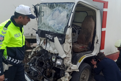 Konya'da nöbet geçirince park halindeki araçlara çarptı: Sürücü hayatını kaybetti