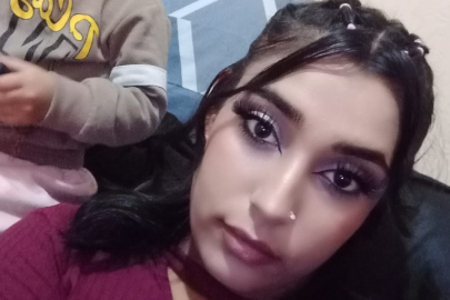 Antalya'da 19 yaşındaki genç anne çocuğuyla birlikte sırra kadem bastı