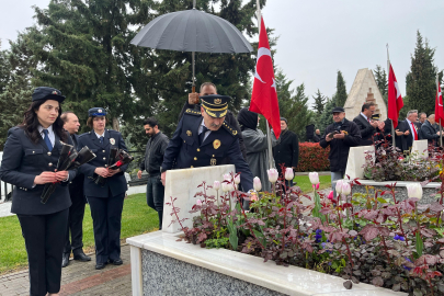 Bursa Emniyet Teşkilatı'ndan, Polis Şehitliği'ne anlamlı ziyaret