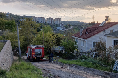 Kocaeli'de mangal için yakılan barbekü çatı yangınına neden oldu