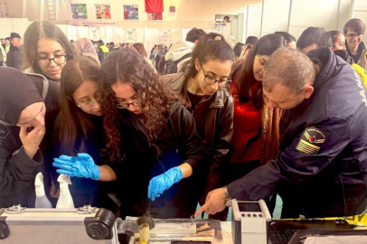 Bursa İnegöl'de gerçekleşen fuarda jandarma yer aldı