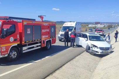 Edirne Keşan’da iki otomobil çarpıştı: 5 kişi yaralandı