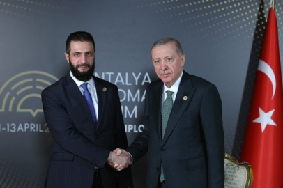 Erdoğan, Suriye Cumhurbaşkanı Şara ile görüştü