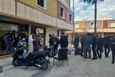 Hatay'da berbere dükkanına girip selam iletti, silahla 2 kişiyi yaraladı