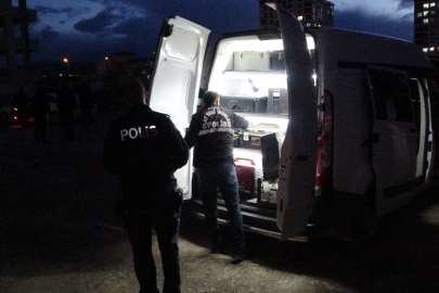 Malatya'da konteyner içerisinde yaralandığını söyledi, boş kovanlar konteyner dışında bulundu