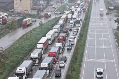Samsun'da Nisan karı ulaşımı felç etti