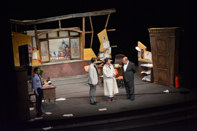 Bursa'da "Bir Anarşistin Kaza Sonucu Ölümü" oyunu sergilendi