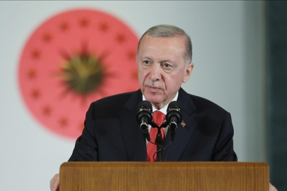 Cumhurbaşkanı Erdoğan: Ülkesini başkalarına şikayet edenler bizim vizyonumuza erişemez