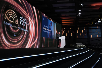Diplomasinin kalbi Antalya'da atıyor