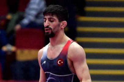 Milli güreşçi Kerem Kamal Avrupa şampiyonu oldu