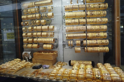 Kara kara düşünen de var vazgeçende! 'Eline para geçen herkes yatırım için alıyor'