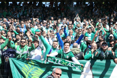 Yeşil Beyazlılar mutlu sona ulaştı: BURSASPOR ŞAMPİYON!