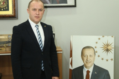 Bursa Yenişehir'de Kapalı Spor Salonu'nun parkeleri yenileniyor