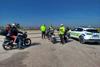 Bursa'da kurallara uymayan motosikletlilere 52 bin lira ceza