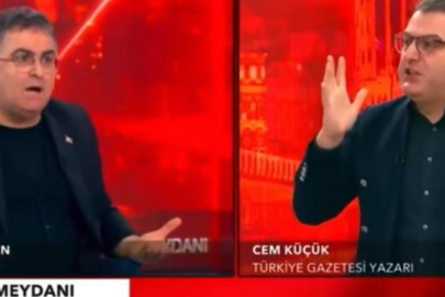 Ersan Şen'le Cem Küçük canlı yayında birbirine girdi! 'Senin özelliğin ne ya...'