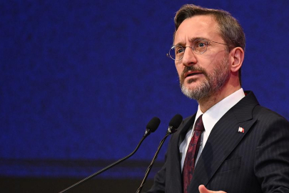Fahrettin Altun: Gazetecilerin üzerinde mesleki sorumluluk bulunmaktadır