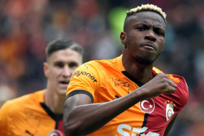 "Fenerbahçe, Osimhen için büyük bir menajeri devreye sokmuş"