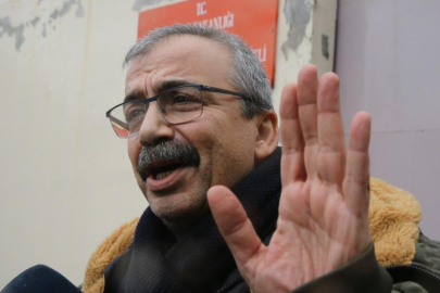 Sırrı Süreyya Önder'in sağlık durumu nasıl? Ameliyat sonrası doktorlarından açıklama...