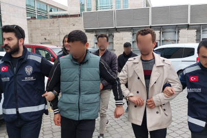 Samsun'da ehliyet sınavına kopya düzeneğiyle giren 3 kardeş yakalandı