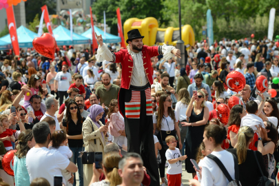 Bursa Nilüfer’de 23 Nisan Çocuk Bayramı’na renkli kutlama