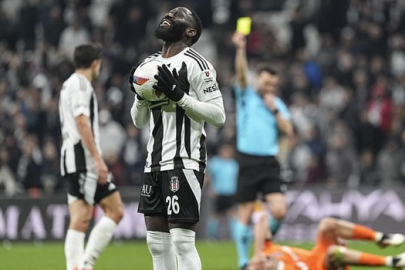 Beşiktaş'a yıldızından kötü haber