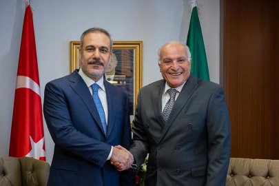 Bakan Fidan, Cezayirli mevkidaşı Attaf ile bir araya geldi