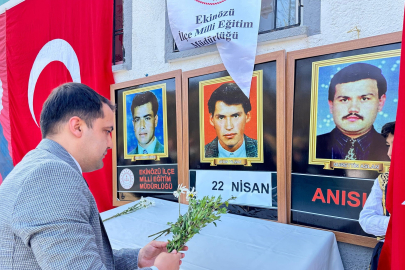 Kahramanmaraş'ta 29 yıl önce şehit edilen öğretmenler anıldı