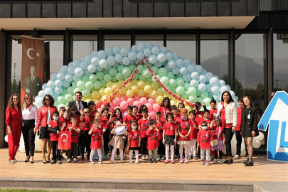 Bursa'da lösemili çocukların 23 Nisan coşkusu