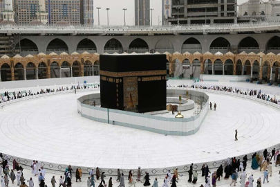 Suudi Arabistan’dan Mekke’ye girişte yeni düzenleme! Hac vizesi veya oturum izni olmayan...