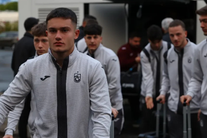 Trabzonspor, UEFA Gençlik Ligi yarı final maçı için İsviçre'de!