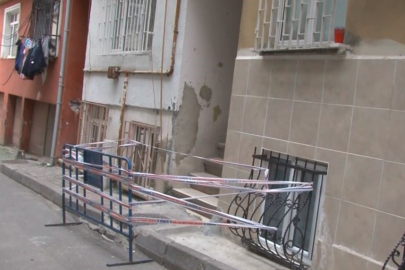 İstanbul Fatih’te 6,2’lik depremde hasar alan 3 bina boşaltıldı