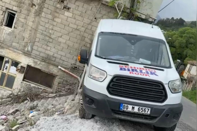 Osmaniye’de okul servisi ile otomobil çarpıştı: 9’u öğrenci 11 yaralı