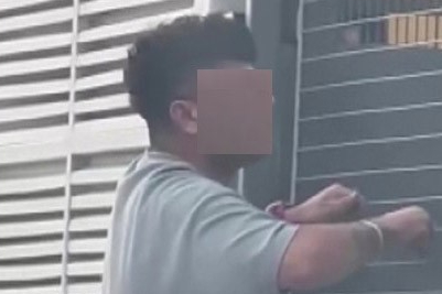 Adana'da uyuşturucu etkisindeki bir şahıs kriz geçirdi