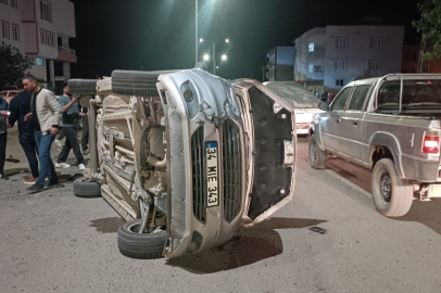 Adıyaman’da iki hafif ticari araç çarpıştı: 4 yaralı