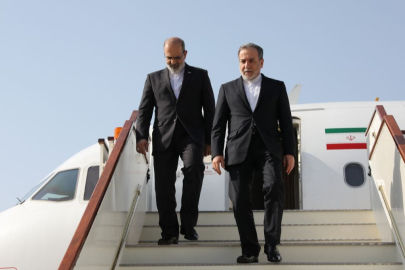 İran Dışişleri Bakanı Arakçi, ABD ile dolaylı müzakereler için Umman’da