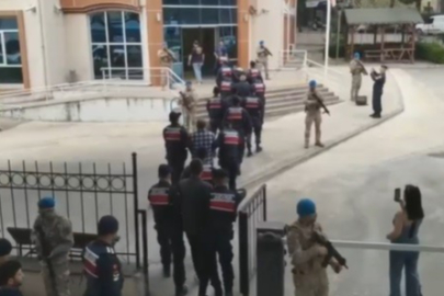 İzmir'de jandarmadan nefes kesen operasyon: Silahlı suç örgütü çökertildi