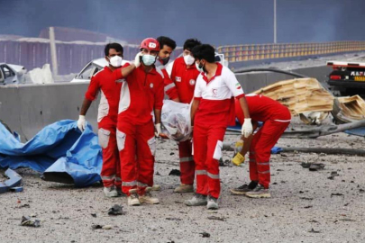 İran kabusu yaşadı: Liman patlamasında can kaybı 28’e yükseldi!