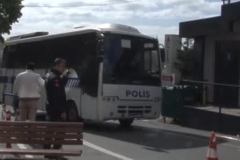 İBB soruşturmasında gözaltına alınan 18 kişi adli kontrol şartıyla serbest bırakıldı