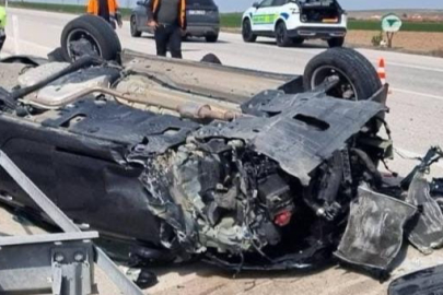 Konya'da takla atan otomobildeki karı koca yaralandı