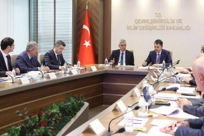 Memişoğlu ve Kurum, istişare toplantısında bir araya geldi