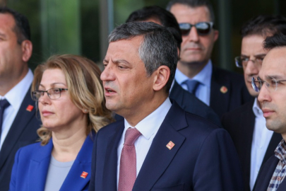 Özgür Özel 'Cumhurbaşkanı Yavaş' sözlerine açıklık getirdi: Bu saatten sonra kendisi de vazgeçemez!