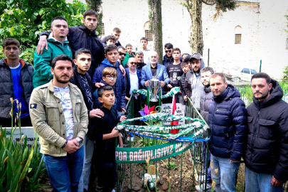 Bursaspor'dan şampiyonluk kupasıyla anlamlı ziyaret! Hasan Ceyhun Beyhan...