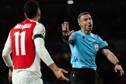 Derbinin hakemi Vincic, Şampiyonlar Ligi'nde kıyameti koparttı