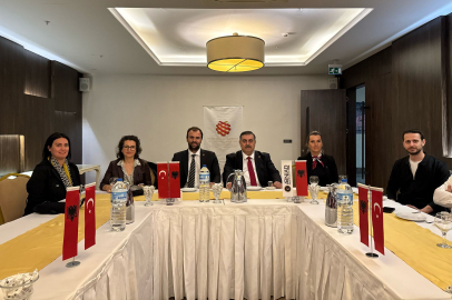 Bursa'da ARNİAD’da yeni döneme güçlü başlangıç