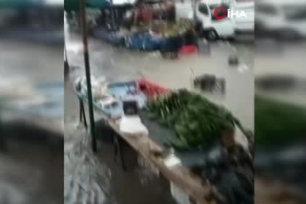 Başkent sağanak sonrası sele teslim oldu