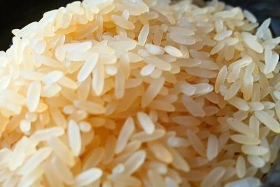 Isıttığınız yemek zehre dönüşebilir!