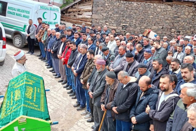 Tokat'ta cami bacasını temizlerken düşerek hayatını kaybeden imam son yolculuğuna uğurlandı