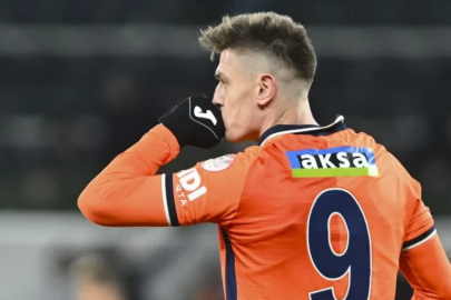 Krzysztof Piatek Başakşehir'den ayrılıyor